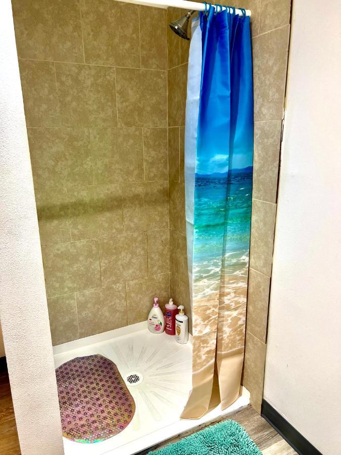 Private Room With Shared Bathroom On The 1St Floor 10 Minutes Walk To University Of Washington Seattle Extérieur photo